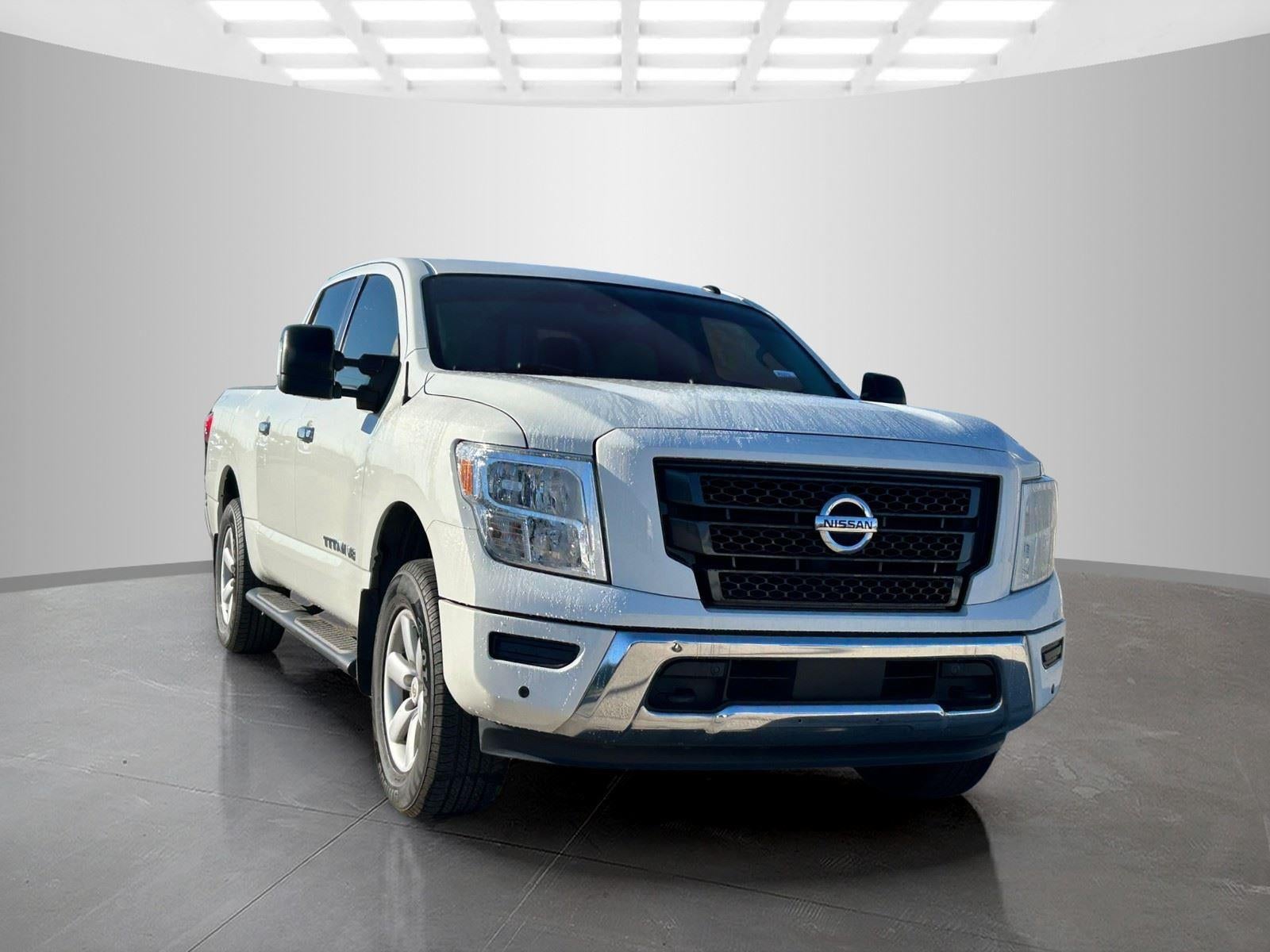 2020 Nissan Titan SV