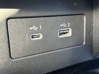 2020 Nissan Titan SV