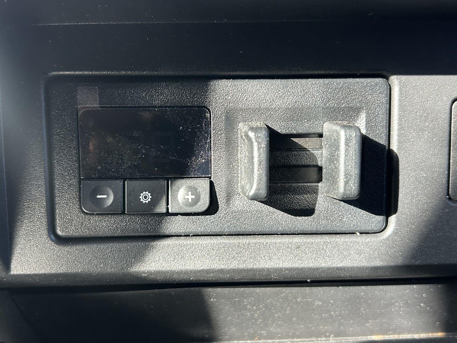 2020 Nissan Titan SV