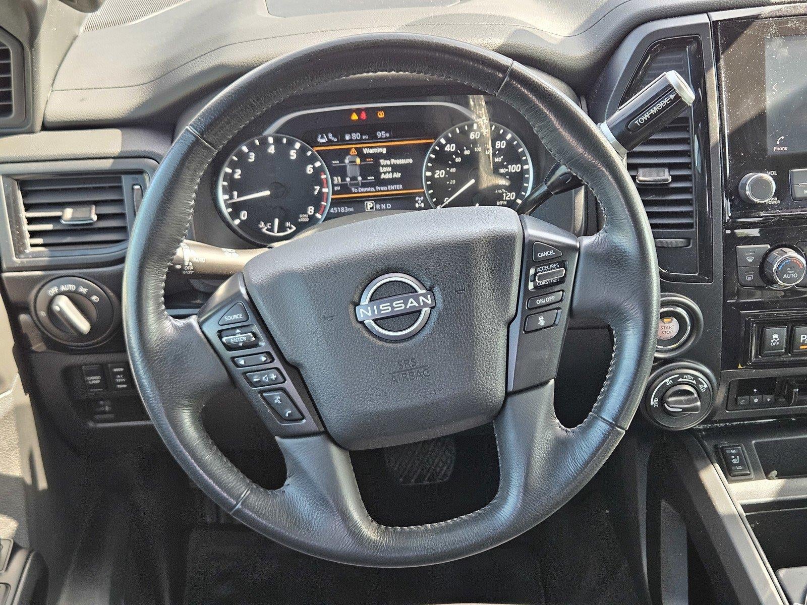 2024 Nissan Titan SV