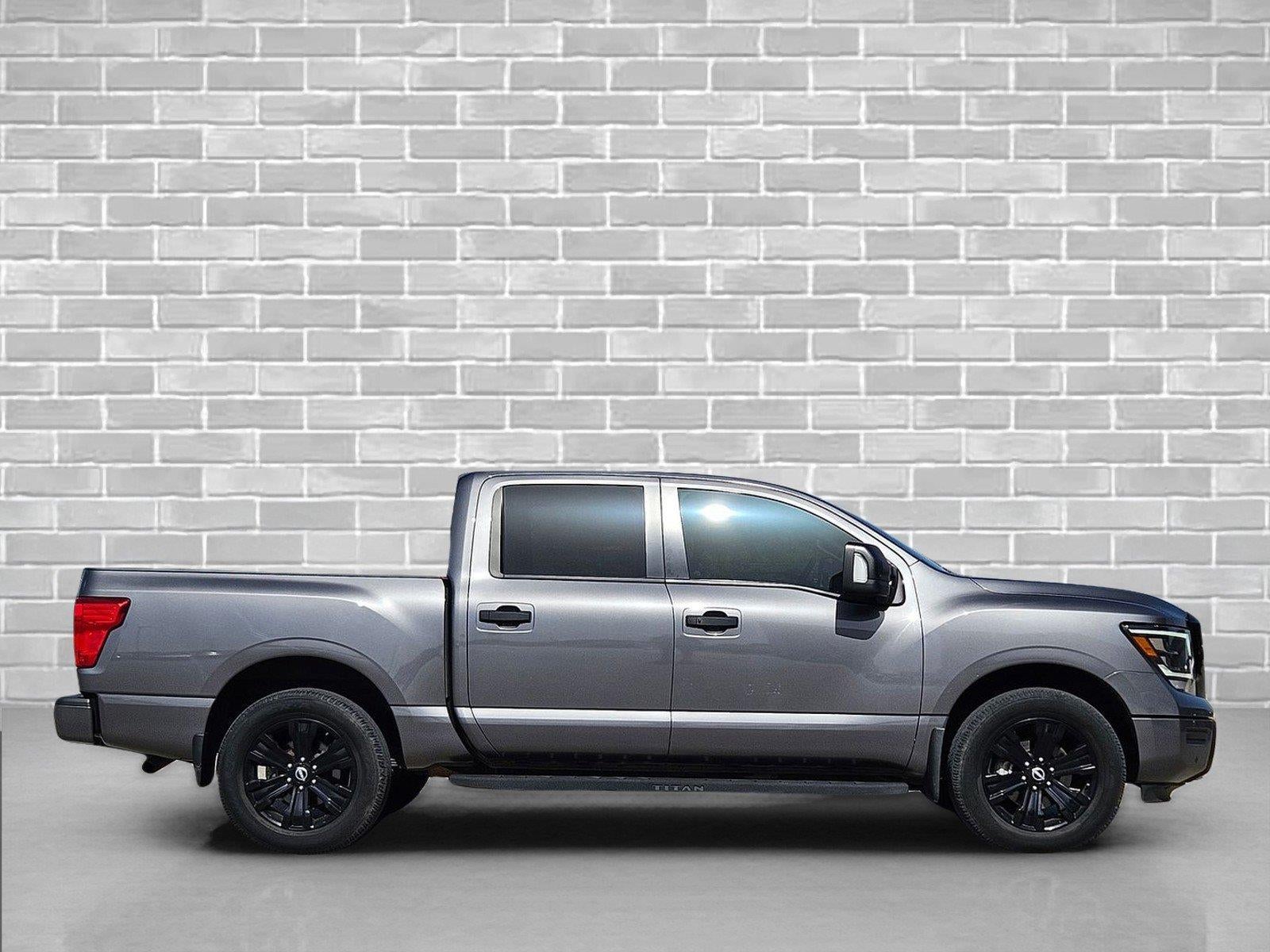 2024 Nissan Titan SV
