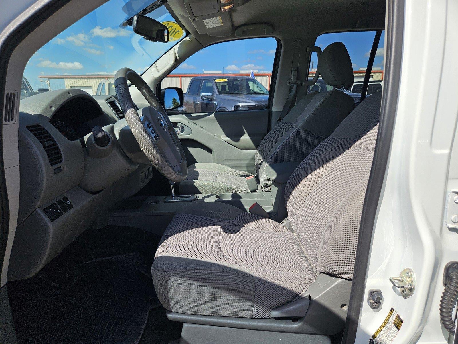 2020 Nissan Frontier SV