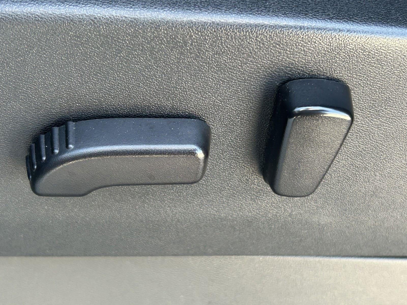 2023 Nissan Frontier PRO-X