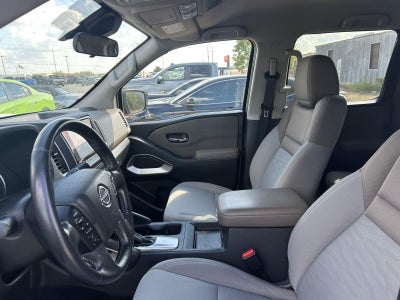 2022 Nissan Frontier SV