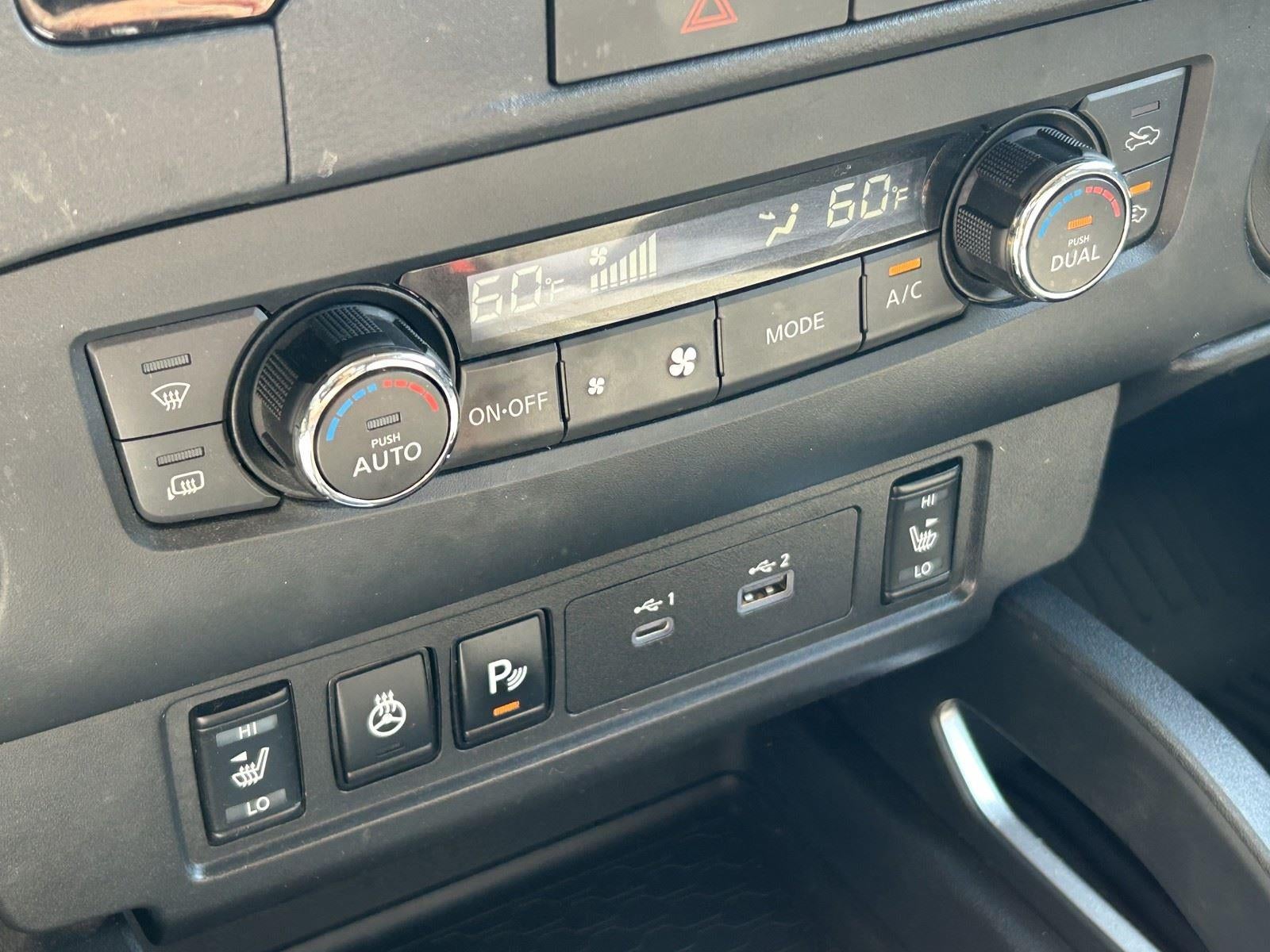 2022 Nissan Frontier SV