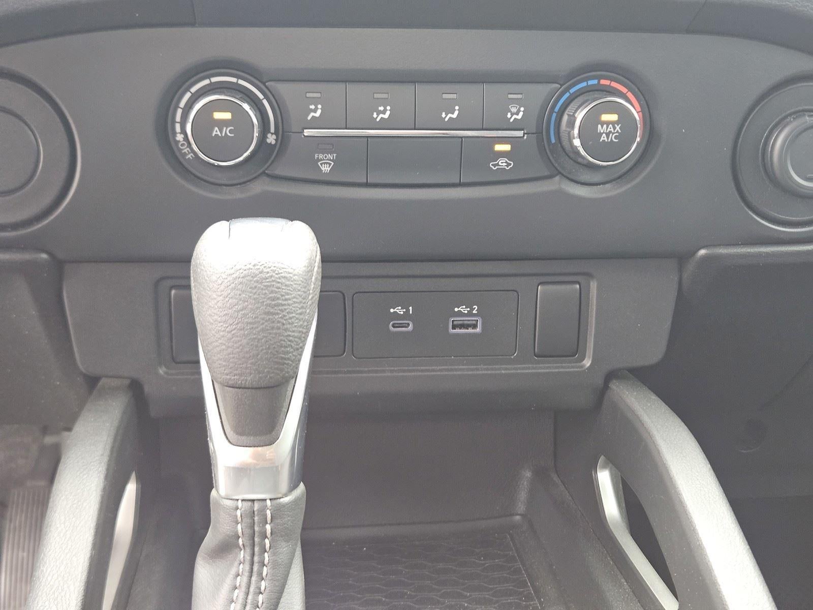 2024 Nissan Frontier SV