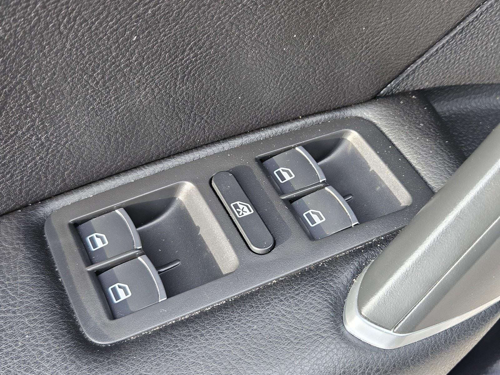 2022 Volkswagen Passat 2.0T SE