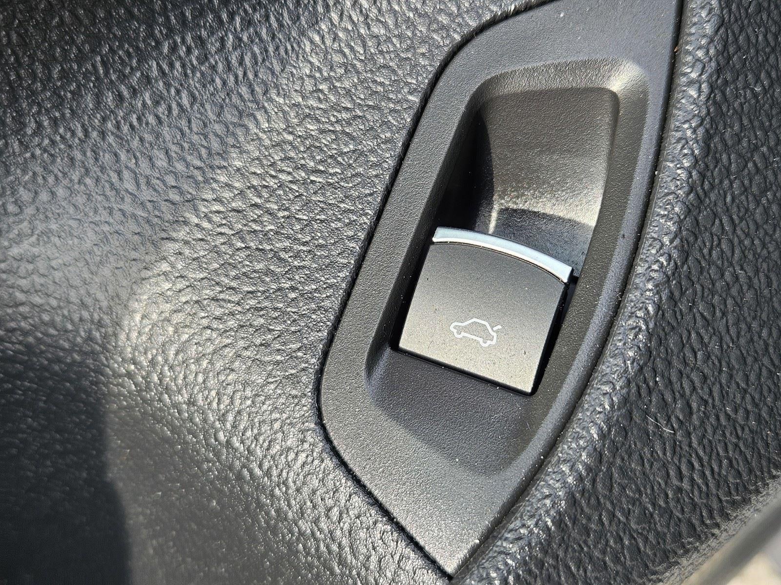 2022 Volkswagen Passat 2.0T SE