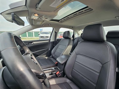 2022 Volkswagen Passat 2.0T SE