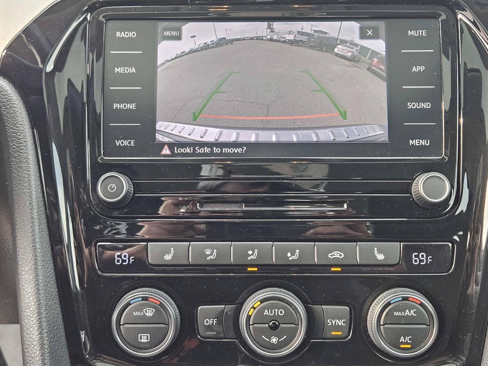 2022 Volkswagen Passat 2.0T SE