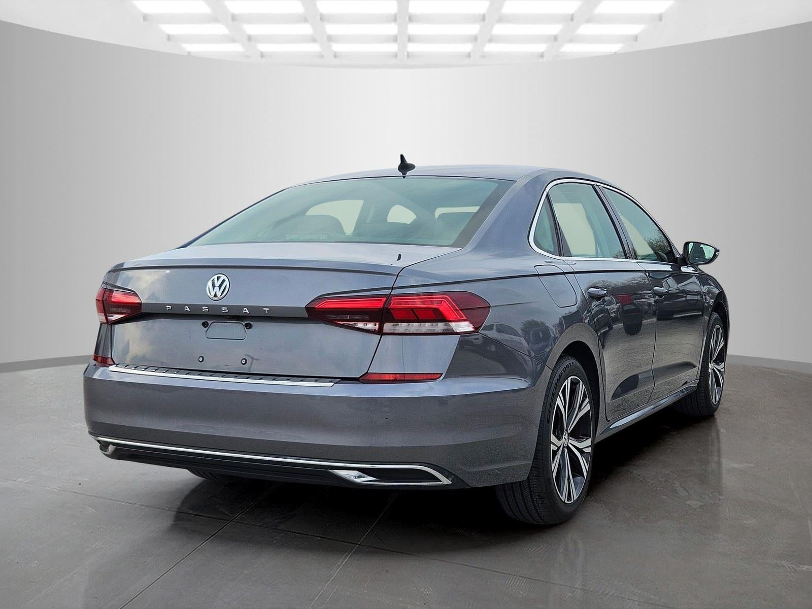 2022 Volkswagen Passat 2.0T SE