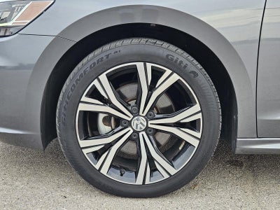 2022 Volkswagen Passat 2.0T SE