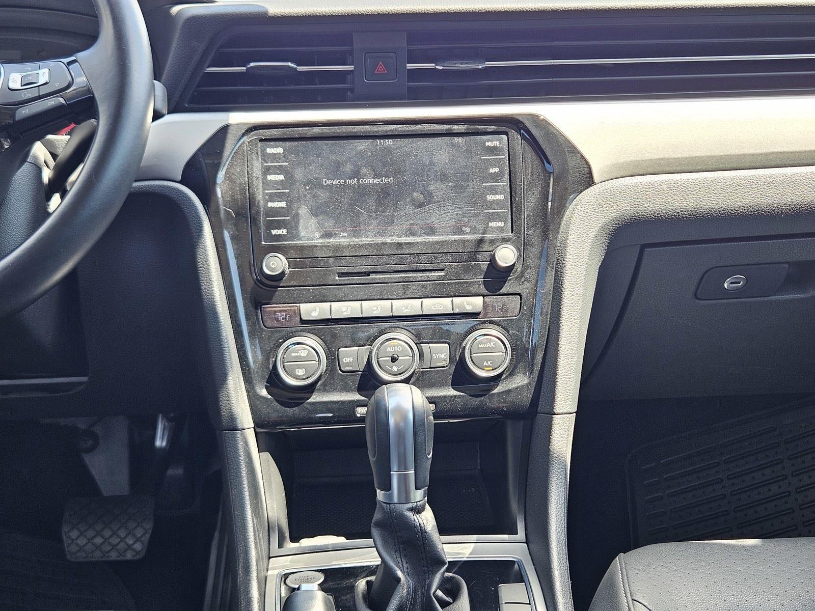 2020 Volkswagen Passat 2.0T SE