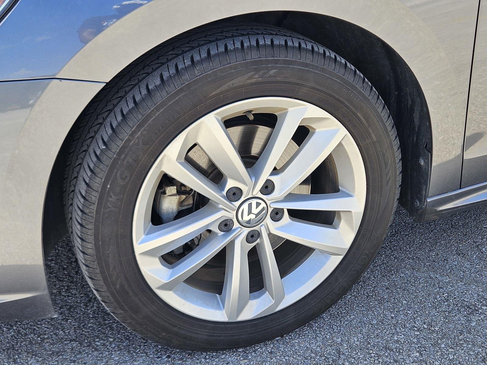 2020 Volkswagen Passat 2.0T SE