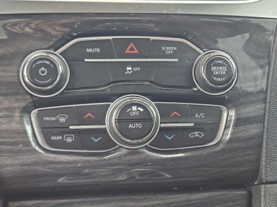 2022 Chrysler 300 Touring