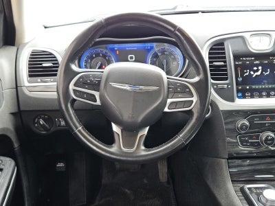2022 Chrysler 300 Touring