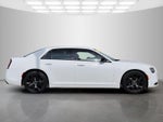 2022 Chrysler 300 Touring