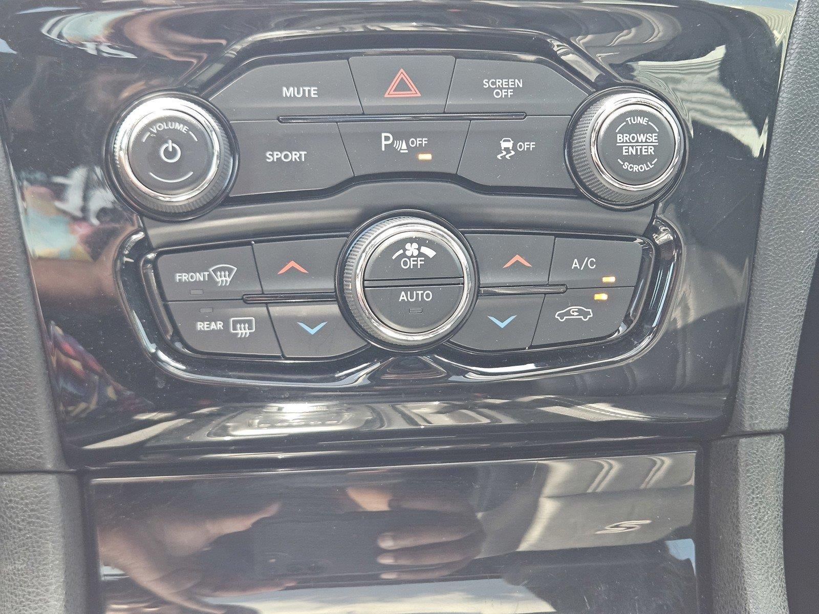 2018 Chrysler 300 300S