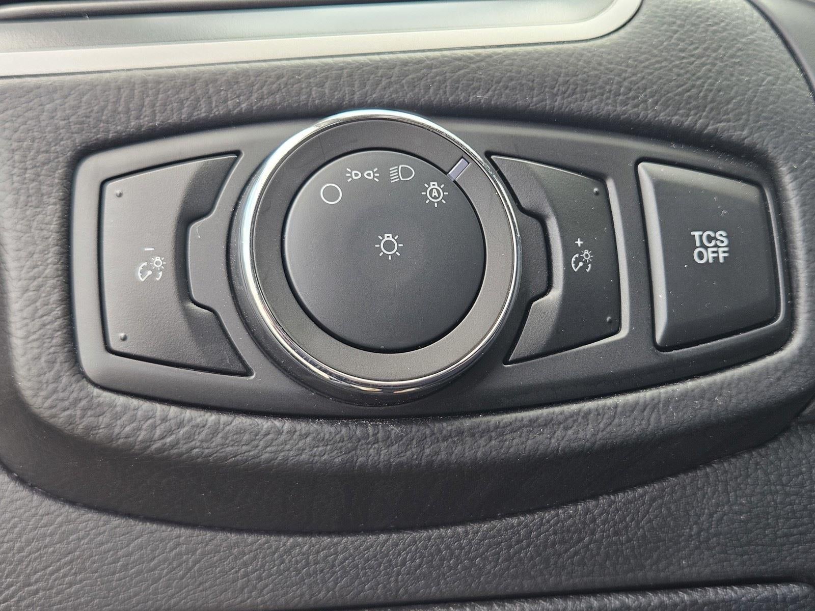 2024 Ford Edge SE