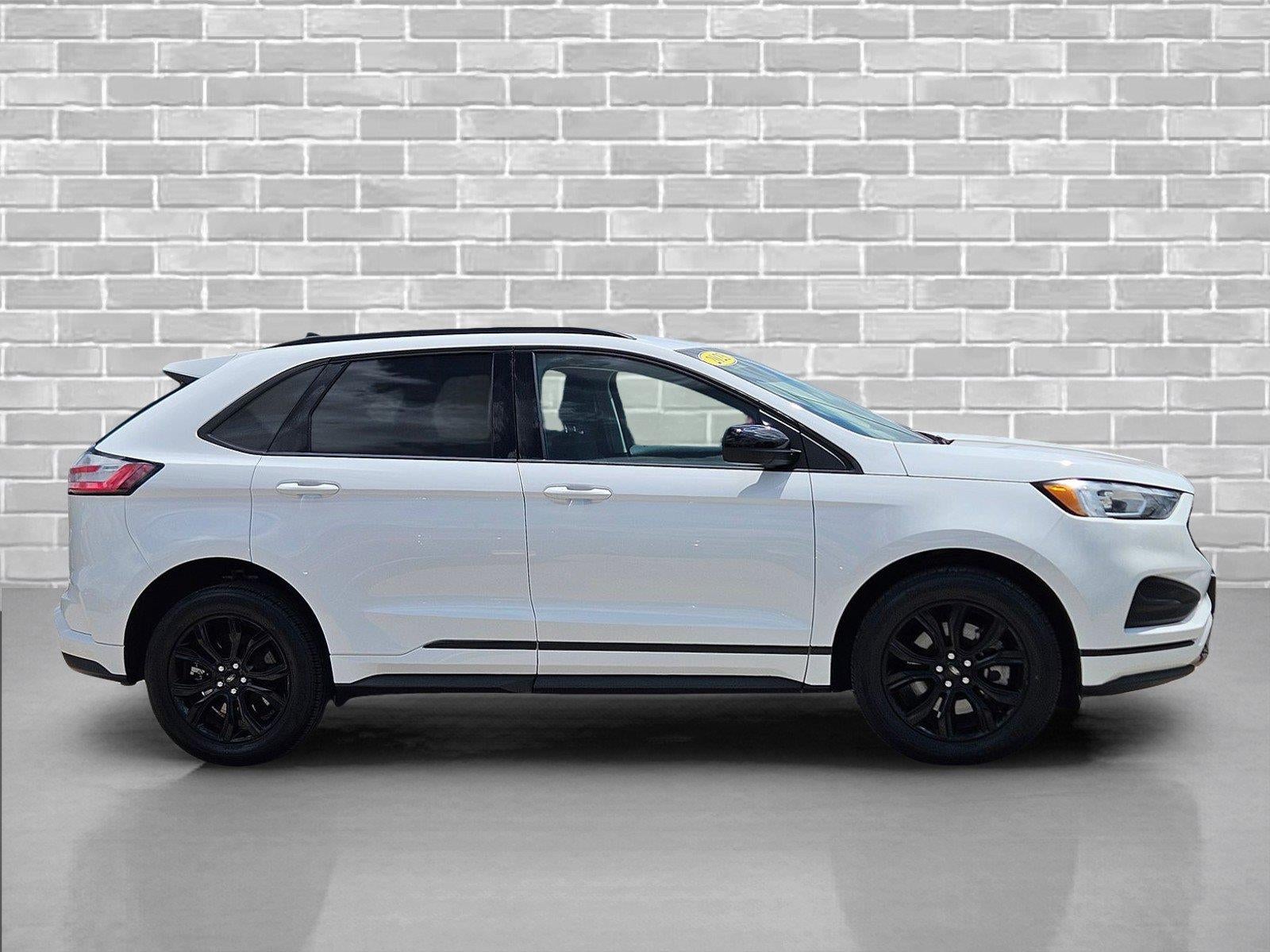 2023 Ford Edge SE