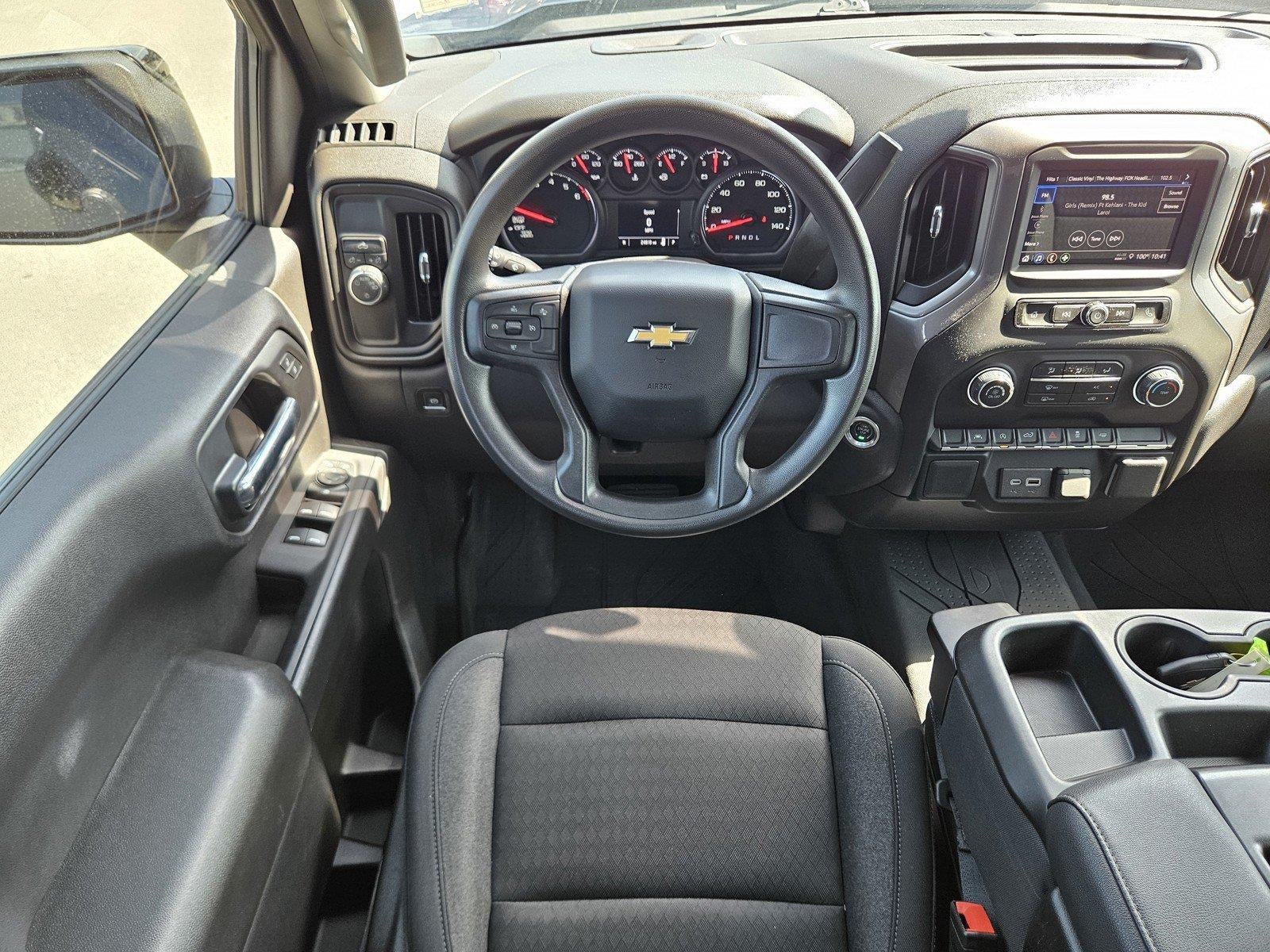 2024 Chevrolet Silverado 1500 Custom