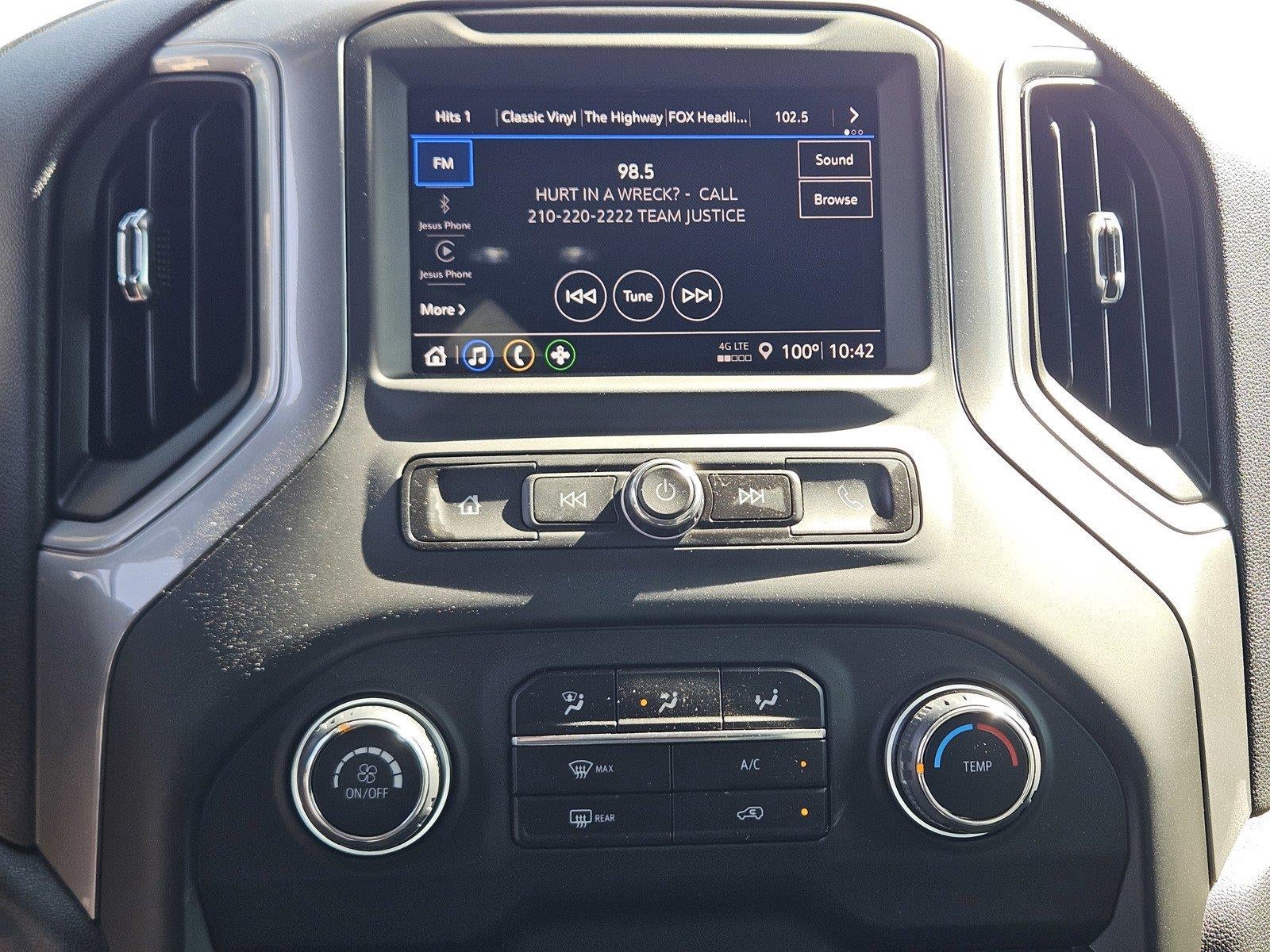 2024 Chevrolet Silverado 1500 Custom