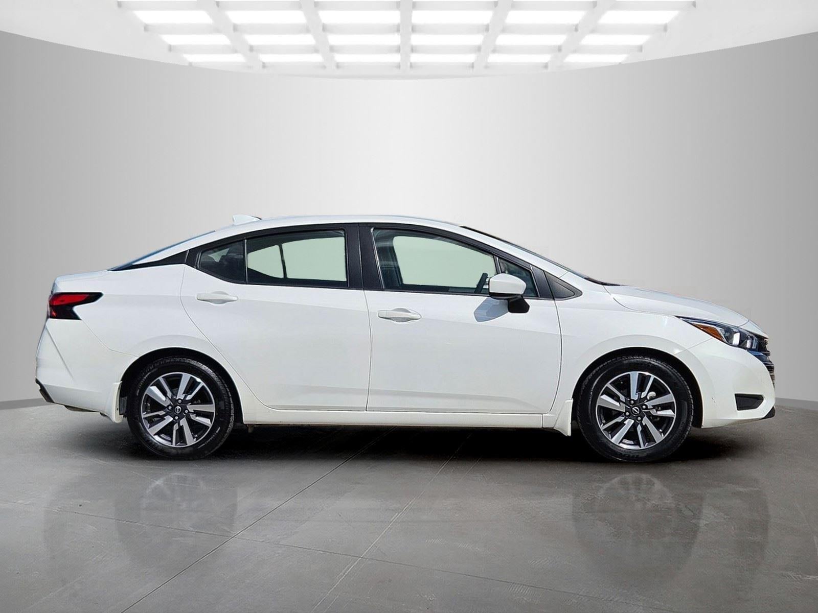 2024 Nissan Versa SV
