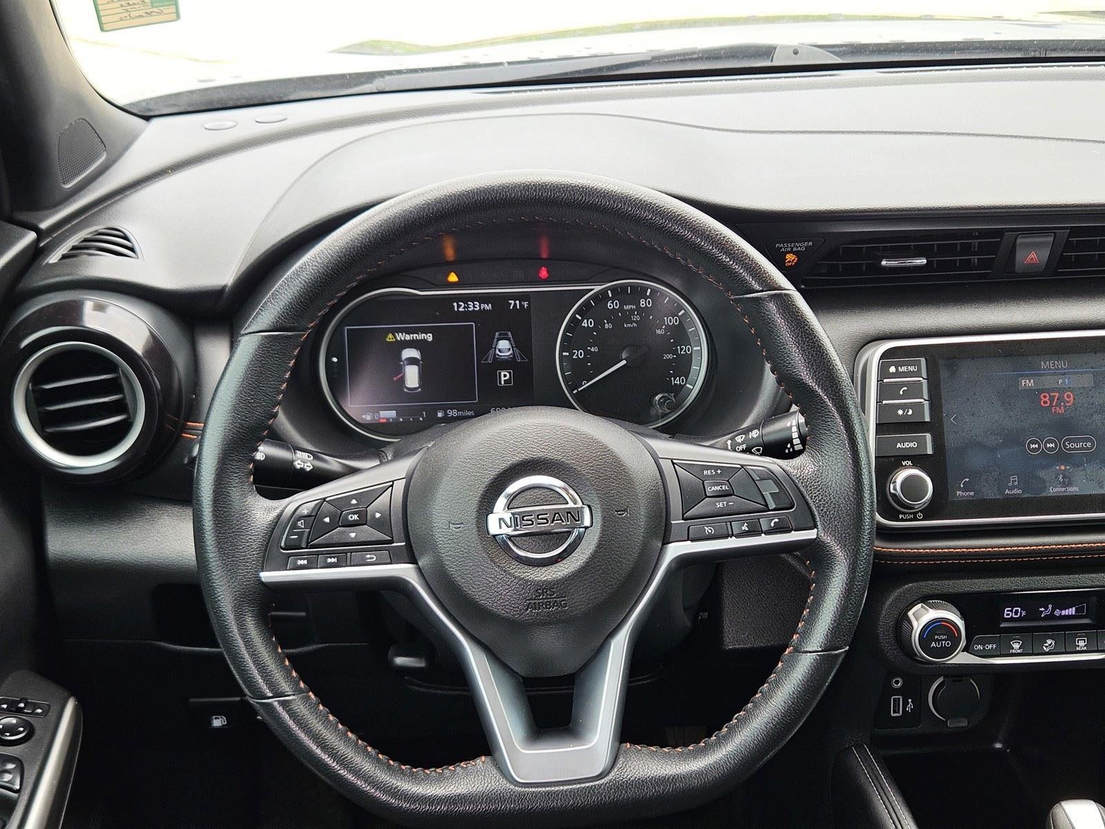 2020 Nissan Kicks SR