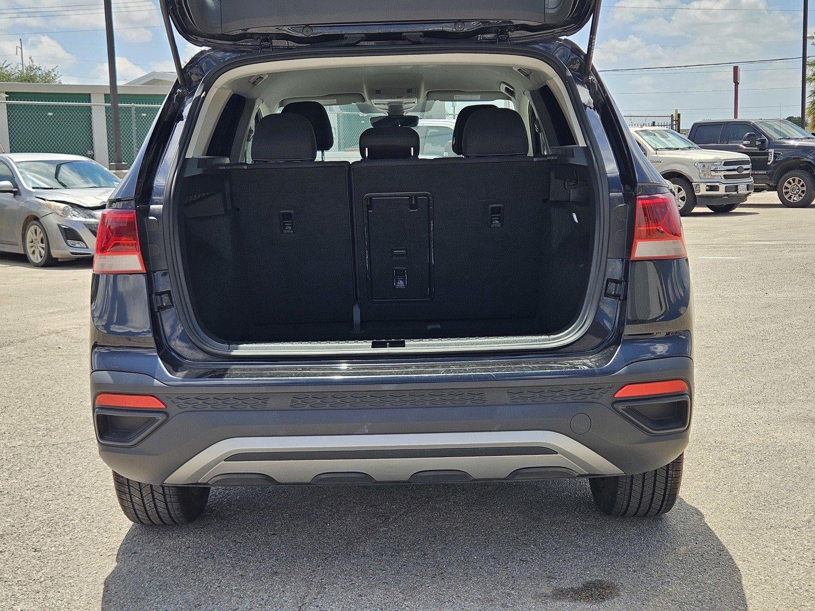 2024 Volkswagen Taos S