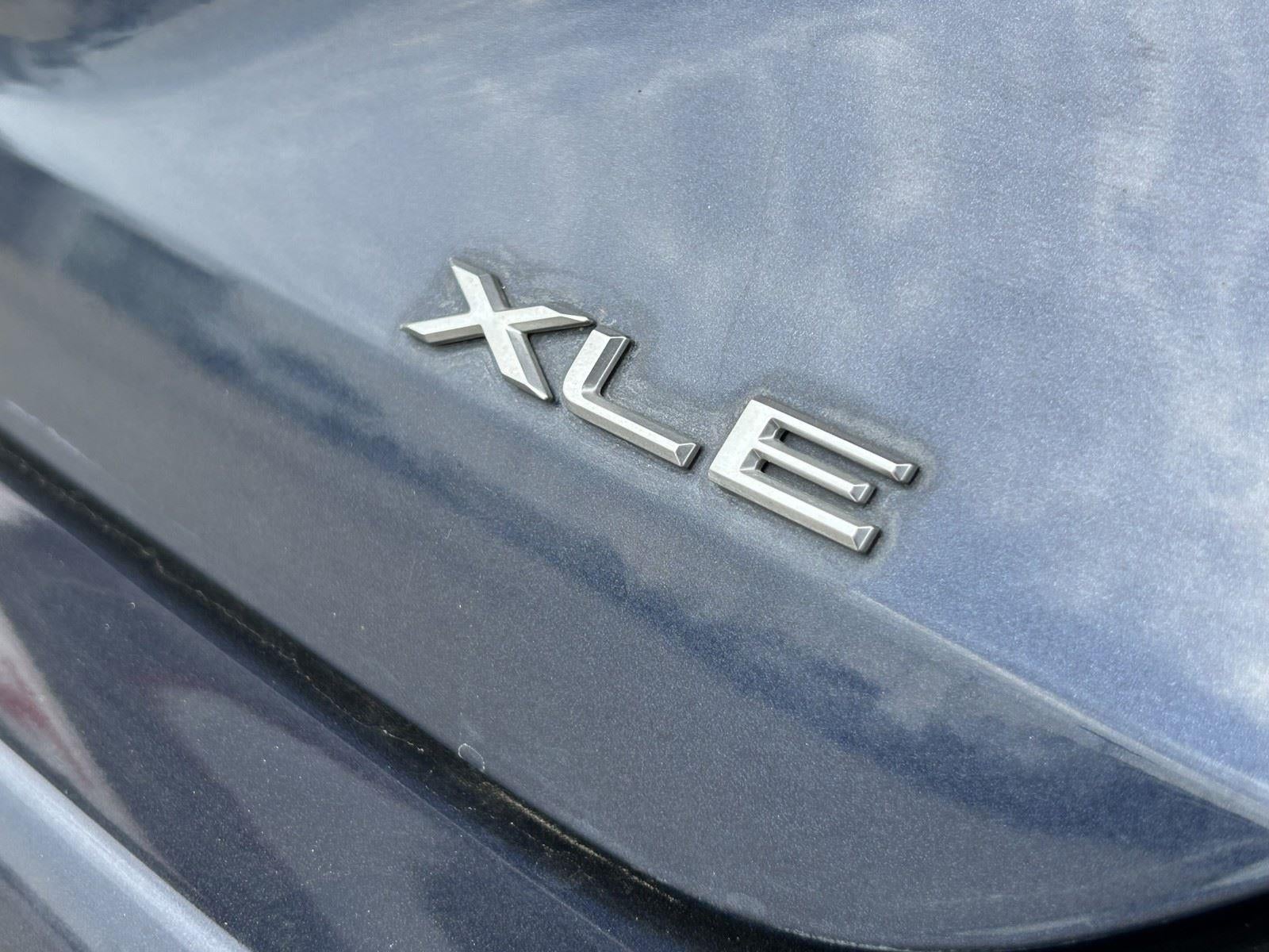 2019 Toyota Avalon XLE