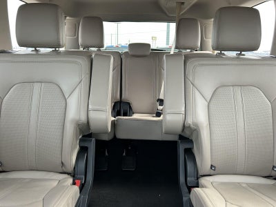 2019 Toyota Avalon XLE