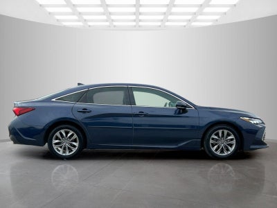 2019 Toyota Avalon XLE