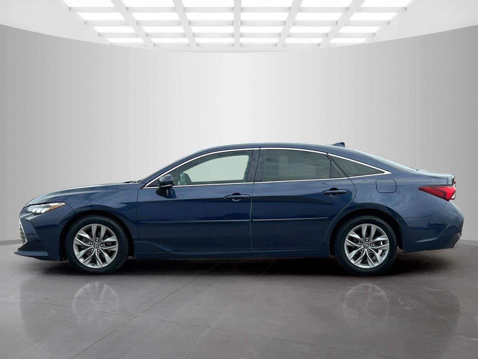 2019 Toyota Avalon XLE