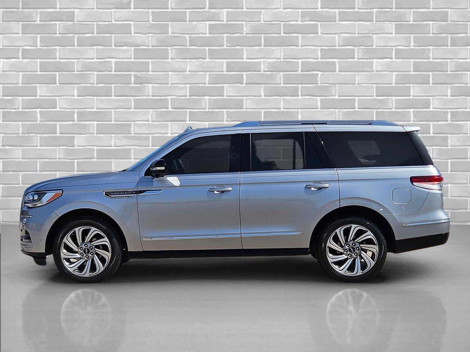 2023 Lincoln Navigator Reserve