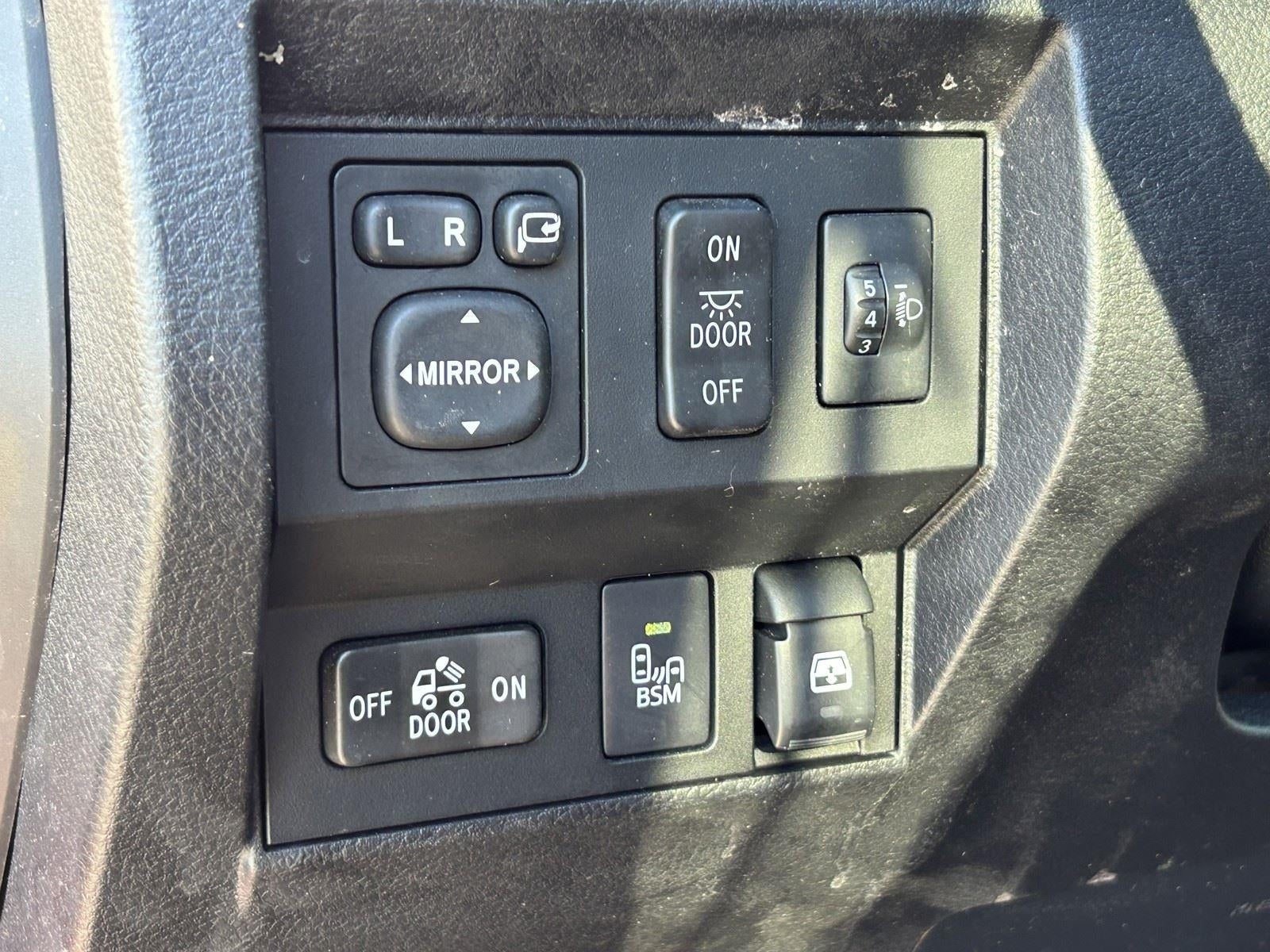 2014 Toyota Tundra Truck Platinum