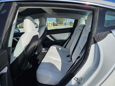 2020 Tesla Model 3 Performance