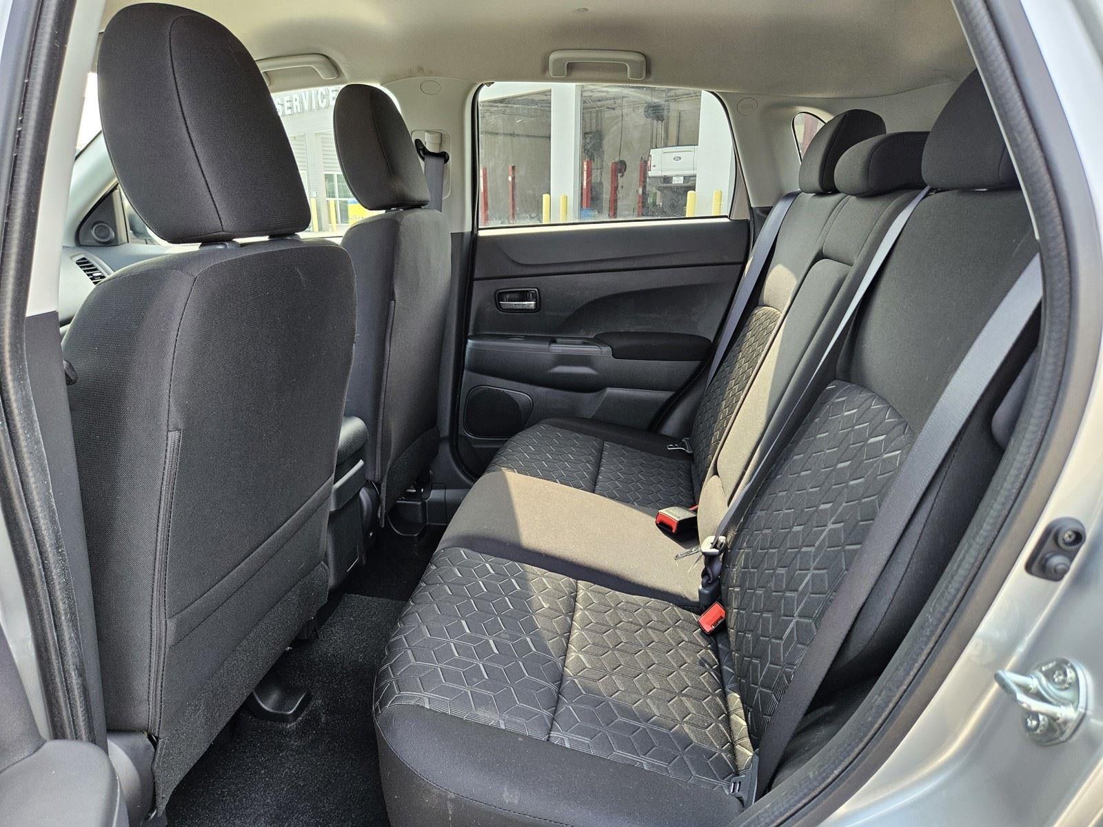 2025 Mitsubishi Outlander Sport ES
