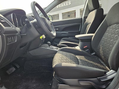2025 Mitsubishi Outlander Sport ES
