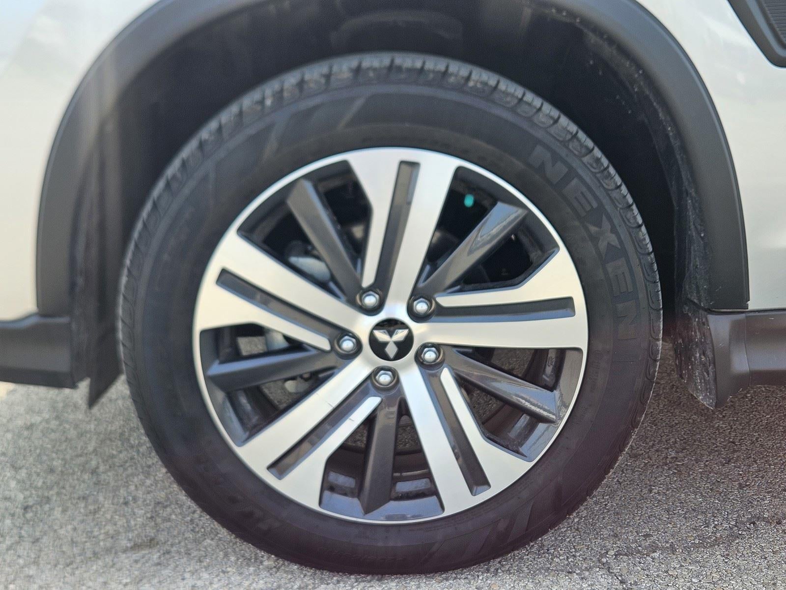 2025 Mitsubishi Outlander Sport ES