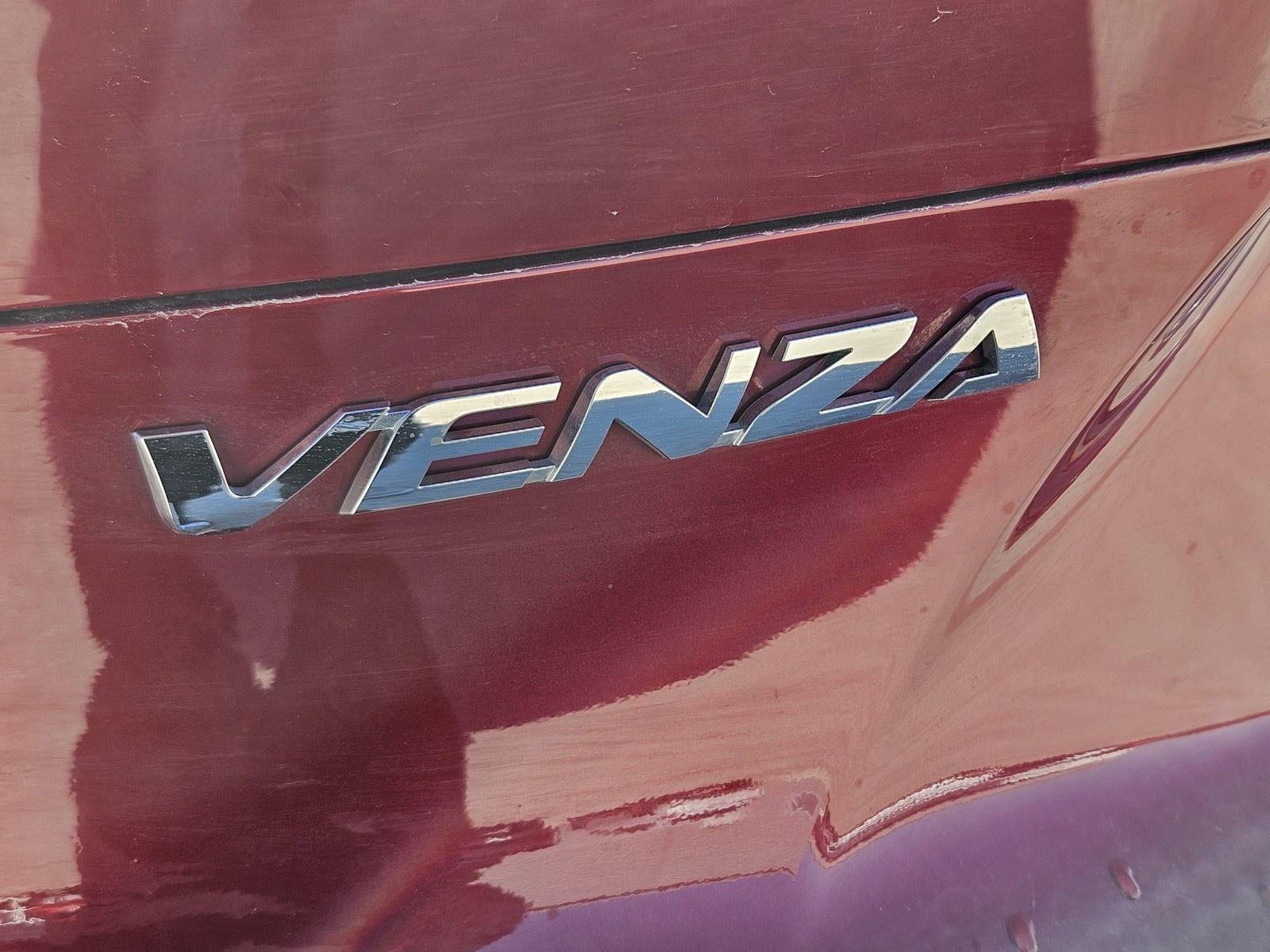 2023 Toyota Venza XLE