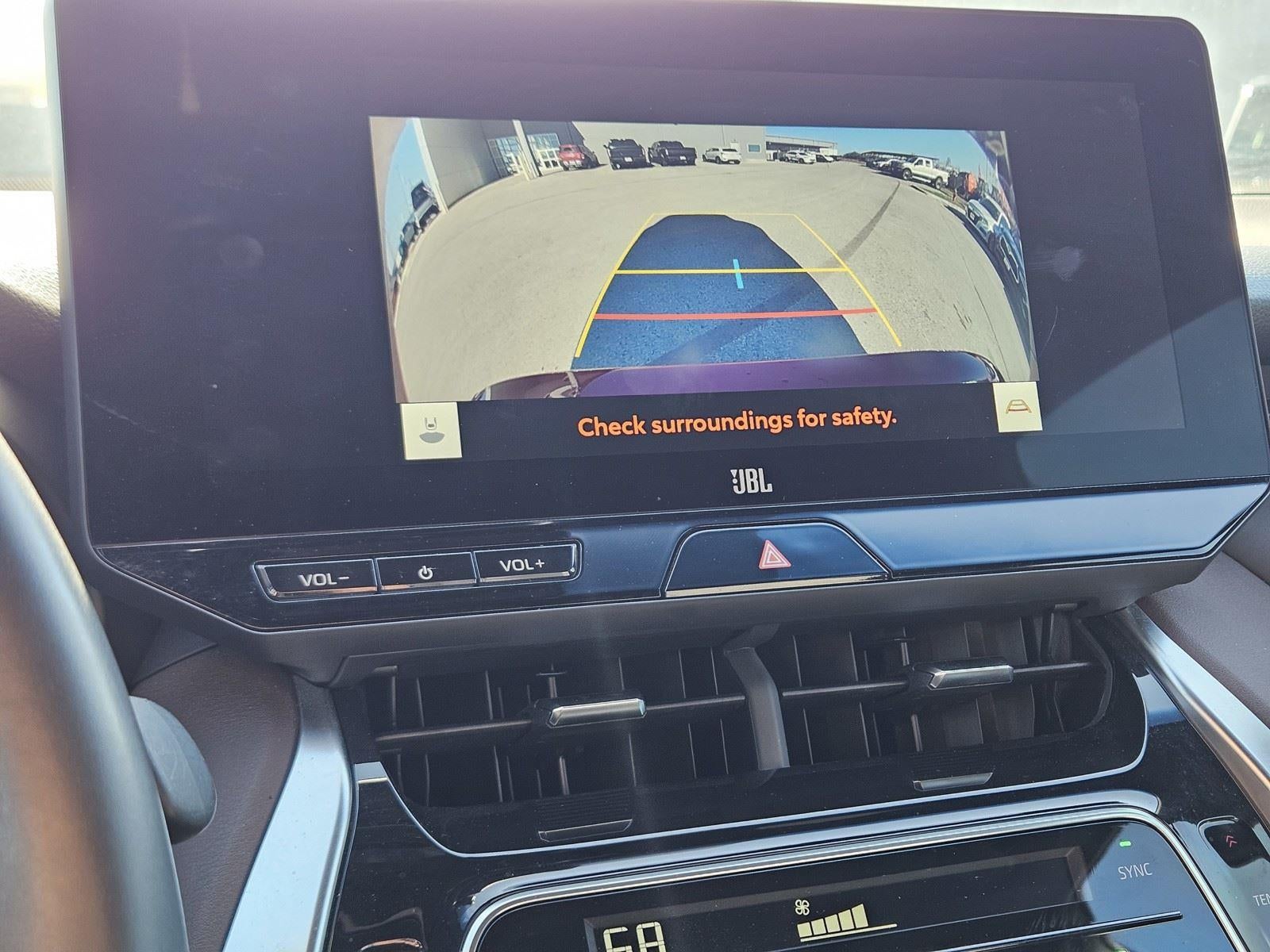 2023 Toyota Venza XLE