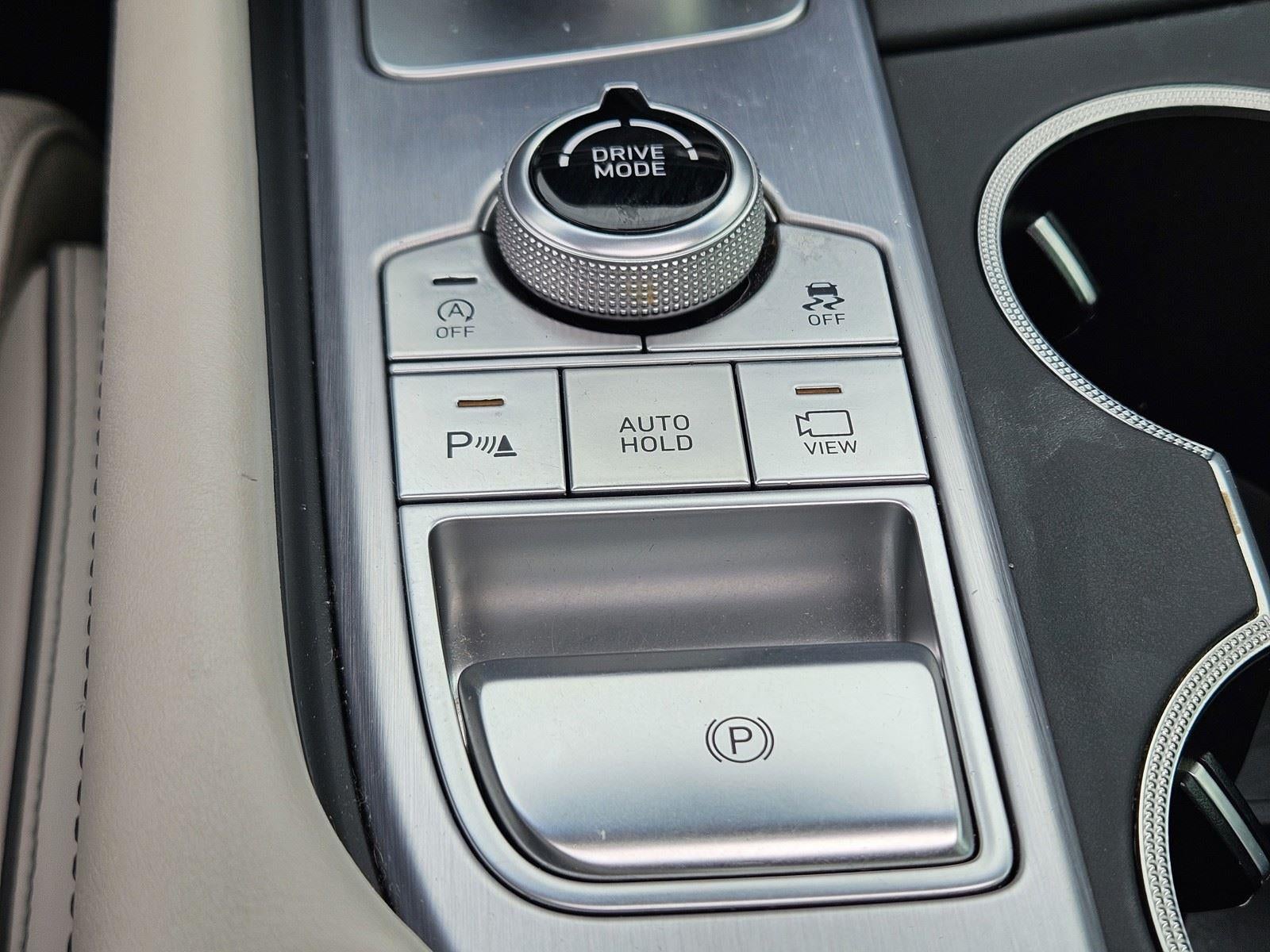 2021 Genesis G70 2.0T