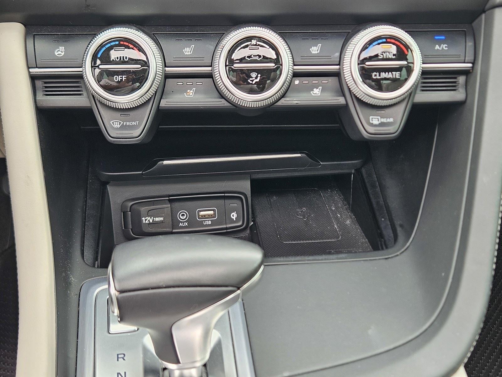 2021 Genesis G70 2.0T