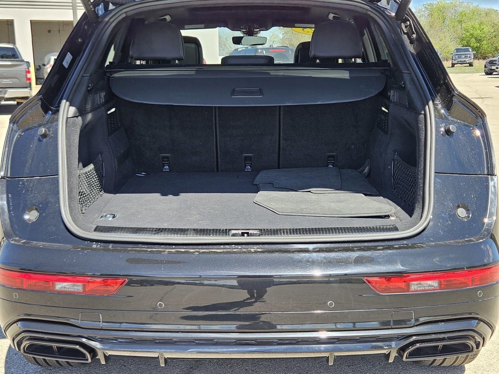 2025 Audi Q5 S line Premium Plus