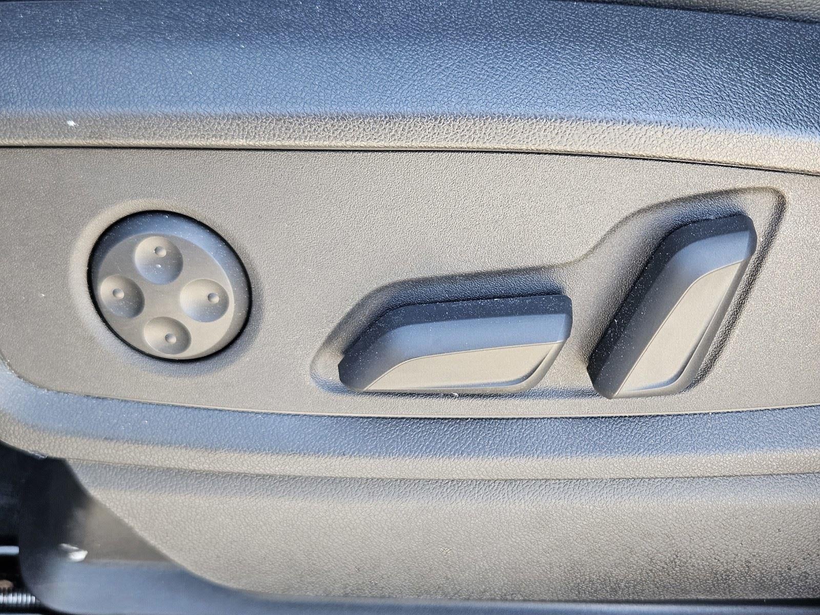 2025 Audi Q5 S line Premium Plus